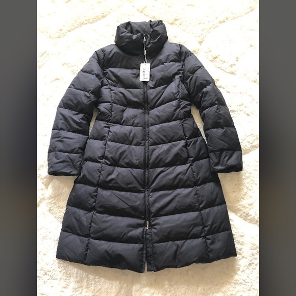 Armani Collezioni Down Coat. Black. New! Size 8 - Picture 1 of 13